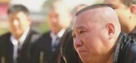 七里坪吃瓜事件始末视频,一场网络热议的始末揭秘