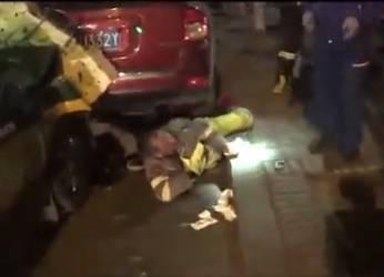 大爷拿大碗吃瓜视频,诠释夏日清凉新风尚