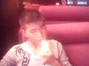 刘哥切瓜吃瓜视频,趣味横生的生活瞬间